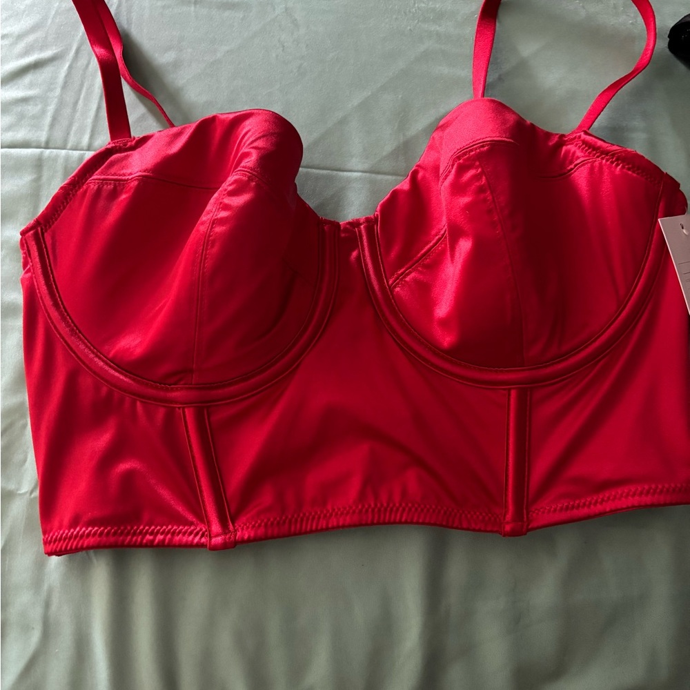 Auden Red corset - Picture 3 of 6